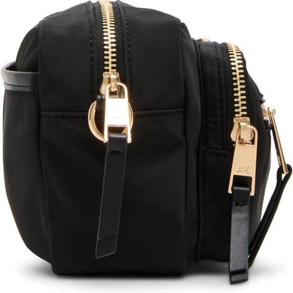 Compact Women's Camera Bag - Lightweight Recycled Nylon with Extra Storage - Picture 4 of 5